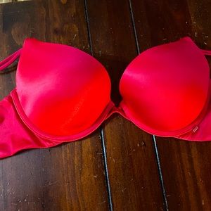Victoria Secret 34C